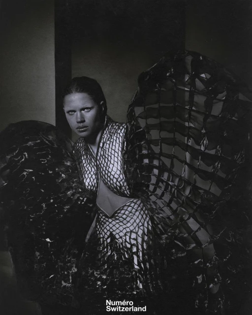 Iris Van Herpen Numéro Switzerland ( ...