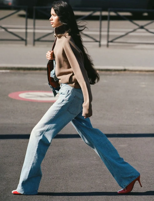 BLEU SUR LA VILLE