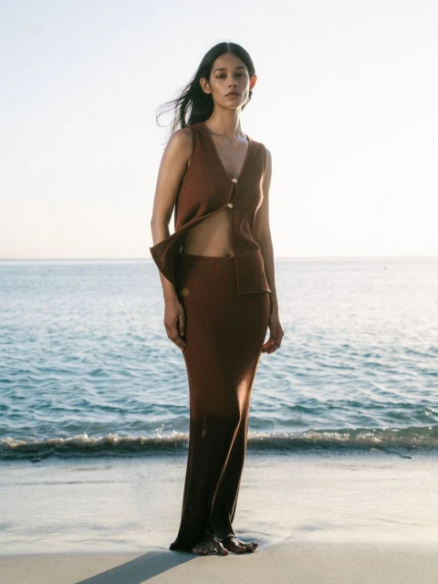 Tropical Essentials 2026