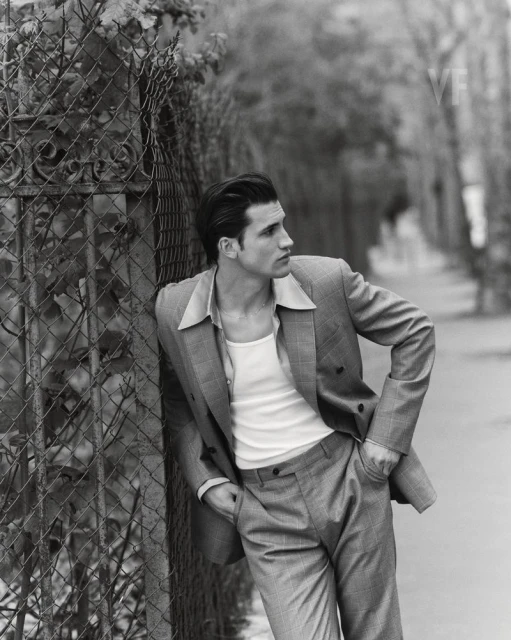 A Man in Paris by Zeb Daemen