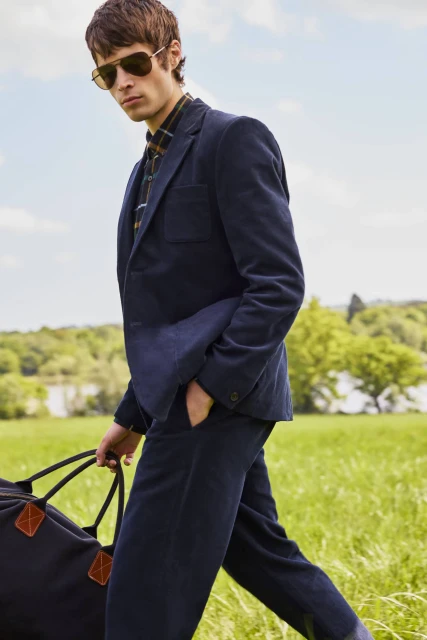 'Signature' Fall 2025 Ad Campaign