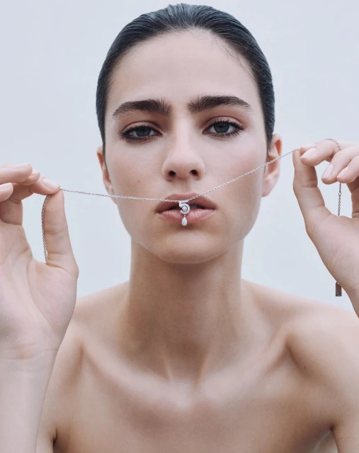 'Fine Jewelry Collection N°5' 2025 Ad Campaign