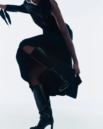 Pre-Spring 2025 Ad Campaign