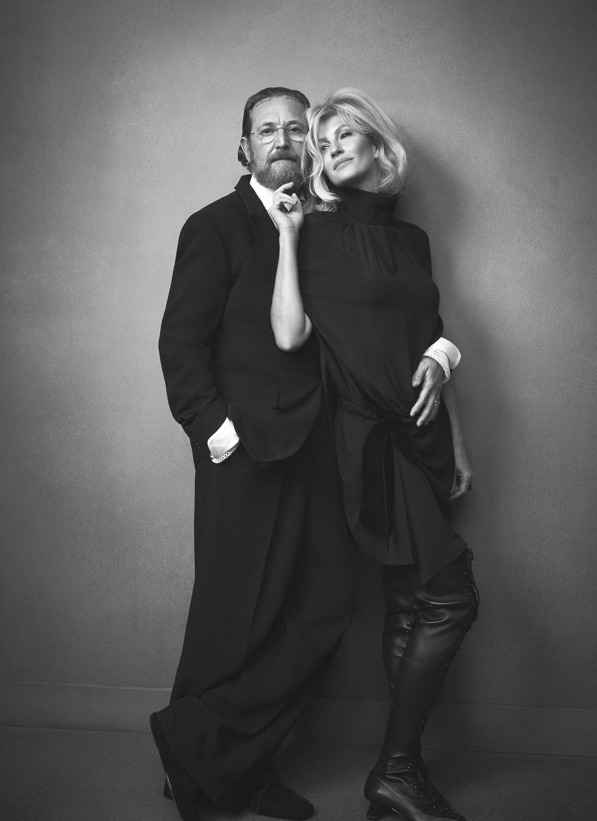 Monochrome portrait of Stefano Pilati and Gisele Bündchen for the Zara Fall 2024 ad campaign, photographed by Steven Meisel.