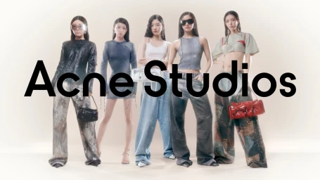 Five models posing against a neutral gradient background for the Acne Studios Spring 2024 campaign, photographed by Charlotte Wales.