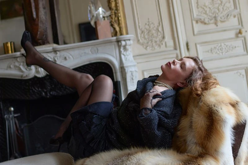 The many faces of Paz de la Huerta