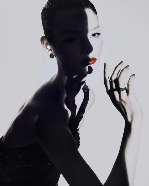 Privé Haute Joaillerie 2023 Ad Campaign