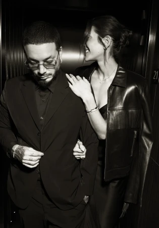 'Lock With Love' Holiday 2023 Ad Campaign