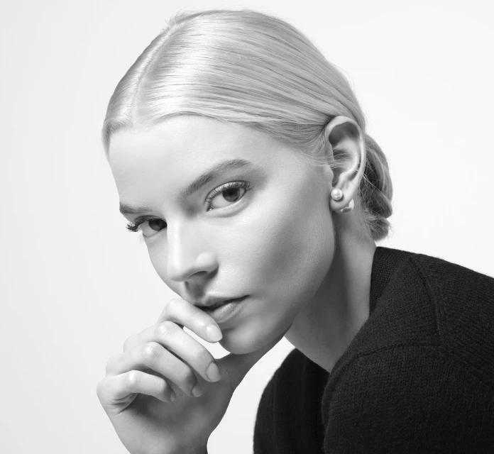 Dior Lady 95.22 Spring 2023 Ad Campaign