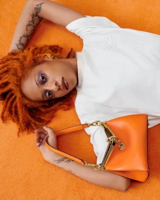 "Mini Vela Bag" Spring 2023 Ad Campaign