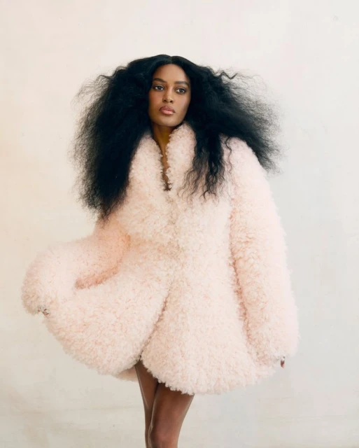 Ciara Miller Will Let the Universe H ...