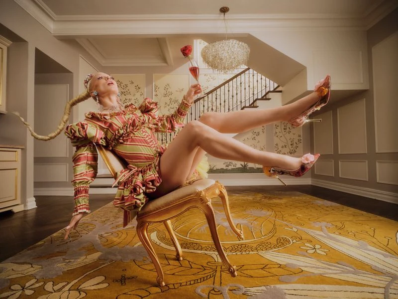 KITTY LEVER IN TECHNICOLOR