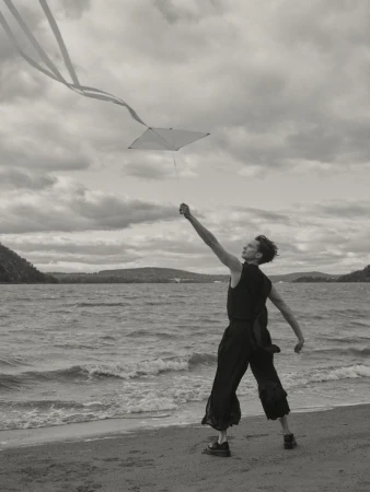 Boys By Girls - Silk On The Breeze