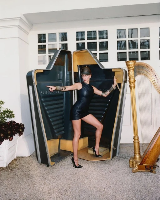 Hailey Bieber