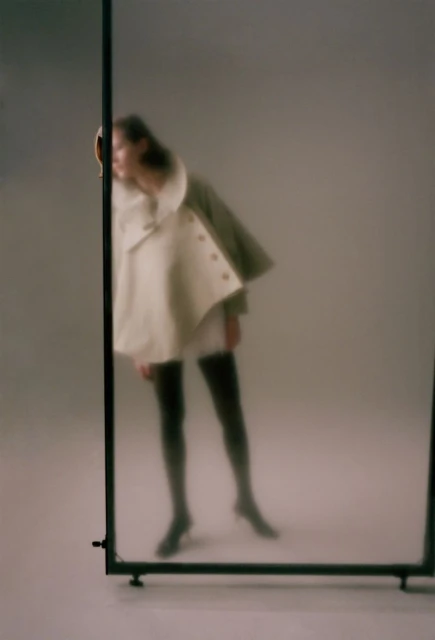 Invisible Lines - Coverstory