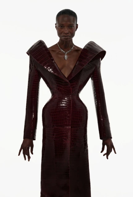 COUTURE