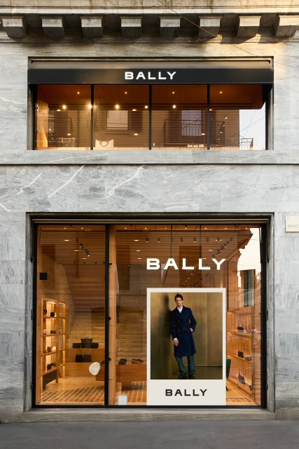 FW25 ADV Campaign for Milan Montenapoleone store