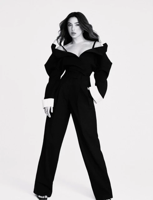 Lola Indigo