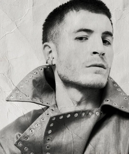 Identity Coverstory by Louis Teran