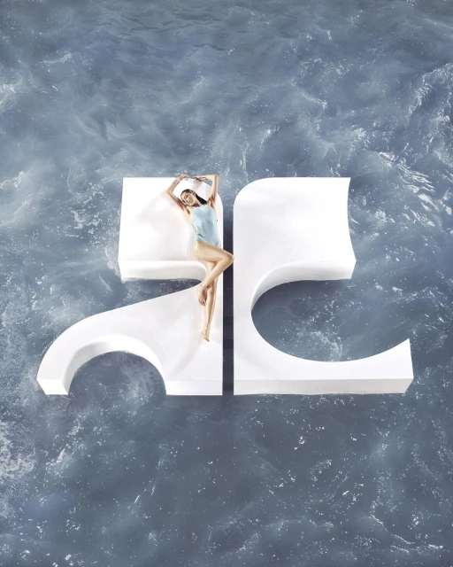 "Beachwear Digital" 2026 Fashion Ad Campaign