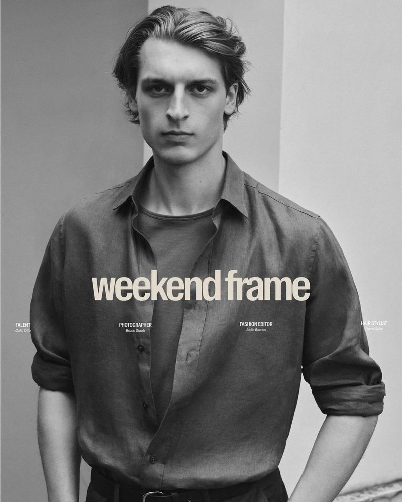 Monochrome portrait of model Colin Otto wearing a relaxed collared shirt over a t-shirt for Massimo Dutti Summer 2025.