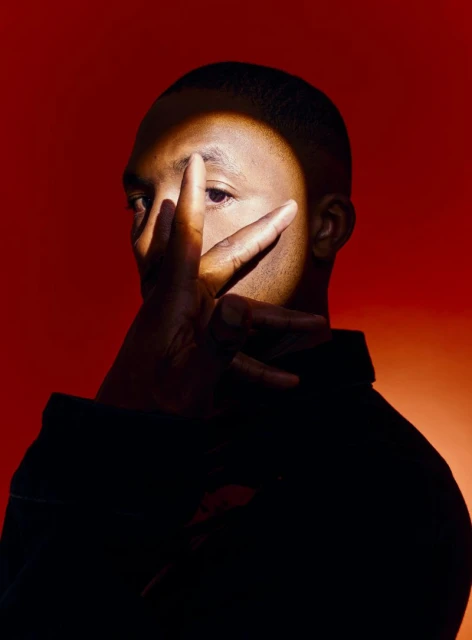 James Massiah "Contact High" Editori ...