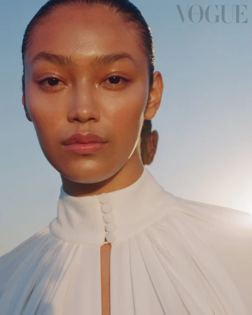 Football fever: Vogue celebrates the ...