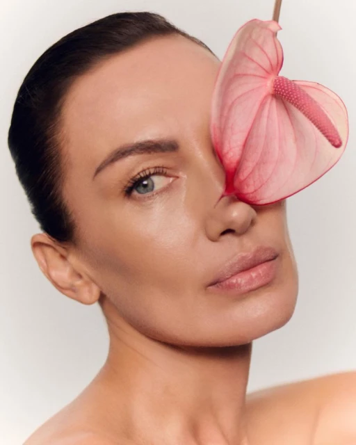 Nieves Skincare Limited Edition Spri ...