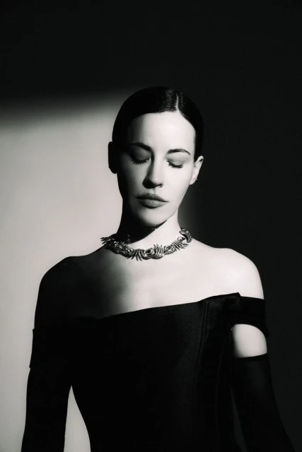 Anna Alimani: Beauty, Identity and C ...