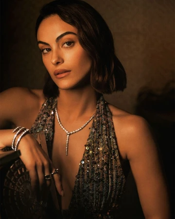 Camila Mendes Has Mastered the Art o ...