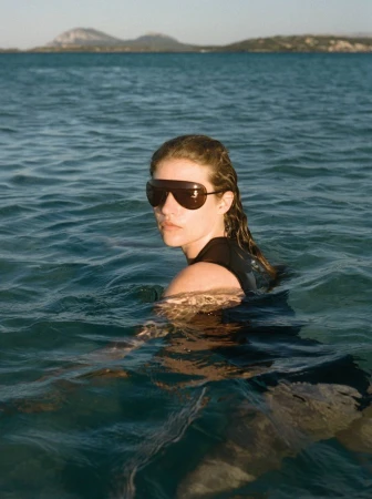 One day by the sea.