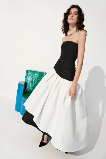 Carolina Herrera Resort 2027 Lookbook