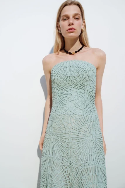 Simkhai Resort 2027 Lookvbook