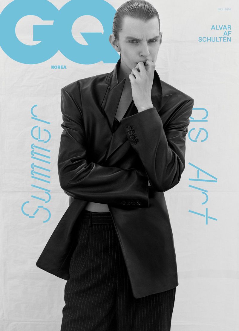 Model Alvar af Schulten posing in a black structured leather blazer on the cover of GQ Korea against a pale backdrop.