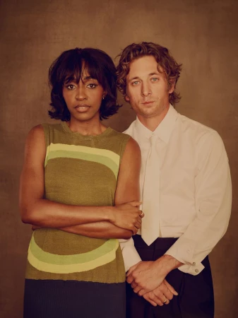 Jeremy Allen White and Ayo Edebiri r ...
