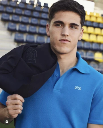 LOEWE dresses Spain’s national footb ...