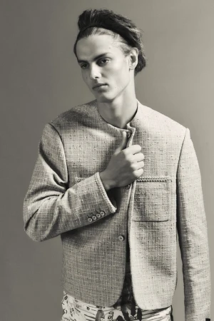 ICON EDITORIAL