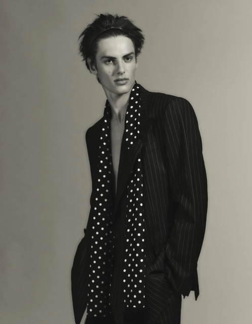 ICON EDITORIAL