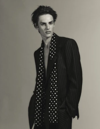 ICON EDITORIAL