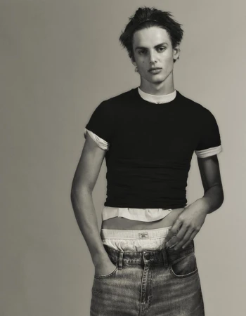 ICON EDITORIAL