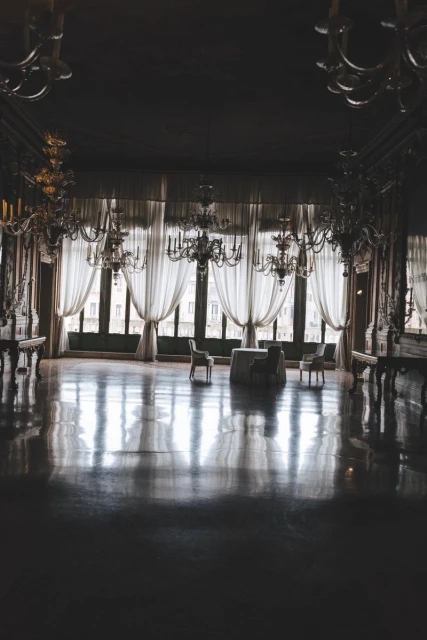 Dries Van Noten (cover story)
