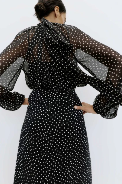 Veronica Beard Resort 2027 Lookbook