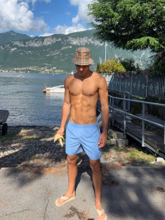 A Lake Como love story ❤️ dressed in ...