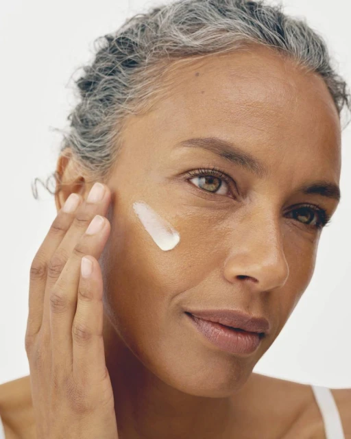 Vitamin Enriched Face Base+