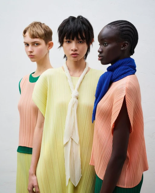 PLEATS PLEASE ISSEY MIYAKE AUTUMN WI ...