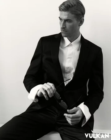 Fashion book Chad John Payne