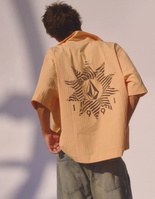 VOLCOM X BERSHKA