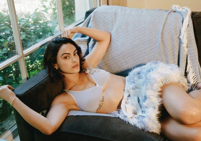 Camila Mendes