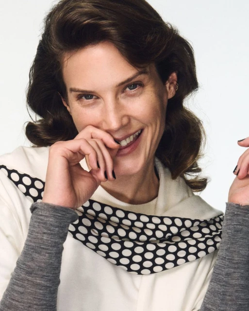 ALL–IN Nº8 “Fan Fiction” - Oliver Hadlee Pearch, Isabelle Sayer, Thomas de Kluyver