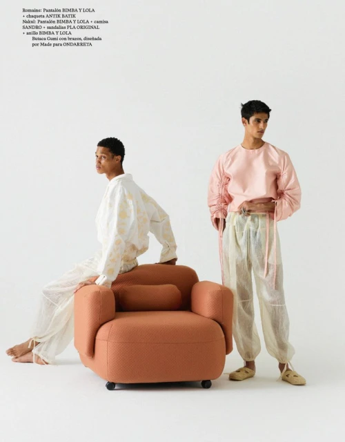 MODELS ROOM